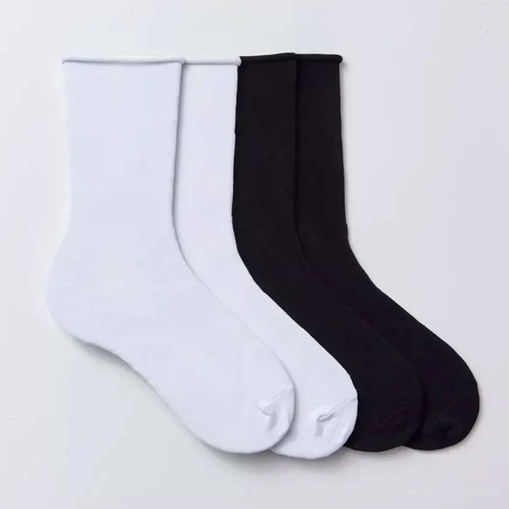 NWT Urban Outfitters Soft Roll Crew Sock 2 Pack